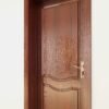 باب خشبي كلاسيكي فاخر بلون بني داكن مع زخارف بارزة-  D6002